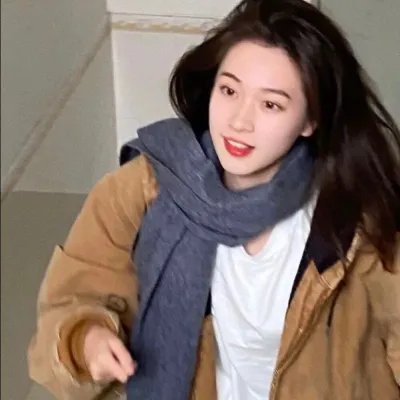 哈啰,我叫朵莉丝